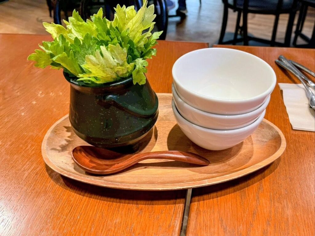 ハリーポッターカフェ赤坂の大鍋で煮込んだスープ